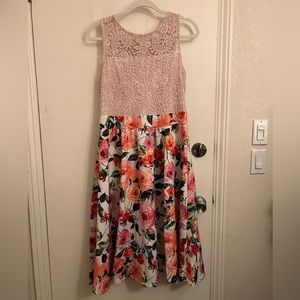Floral New York and Company Dress